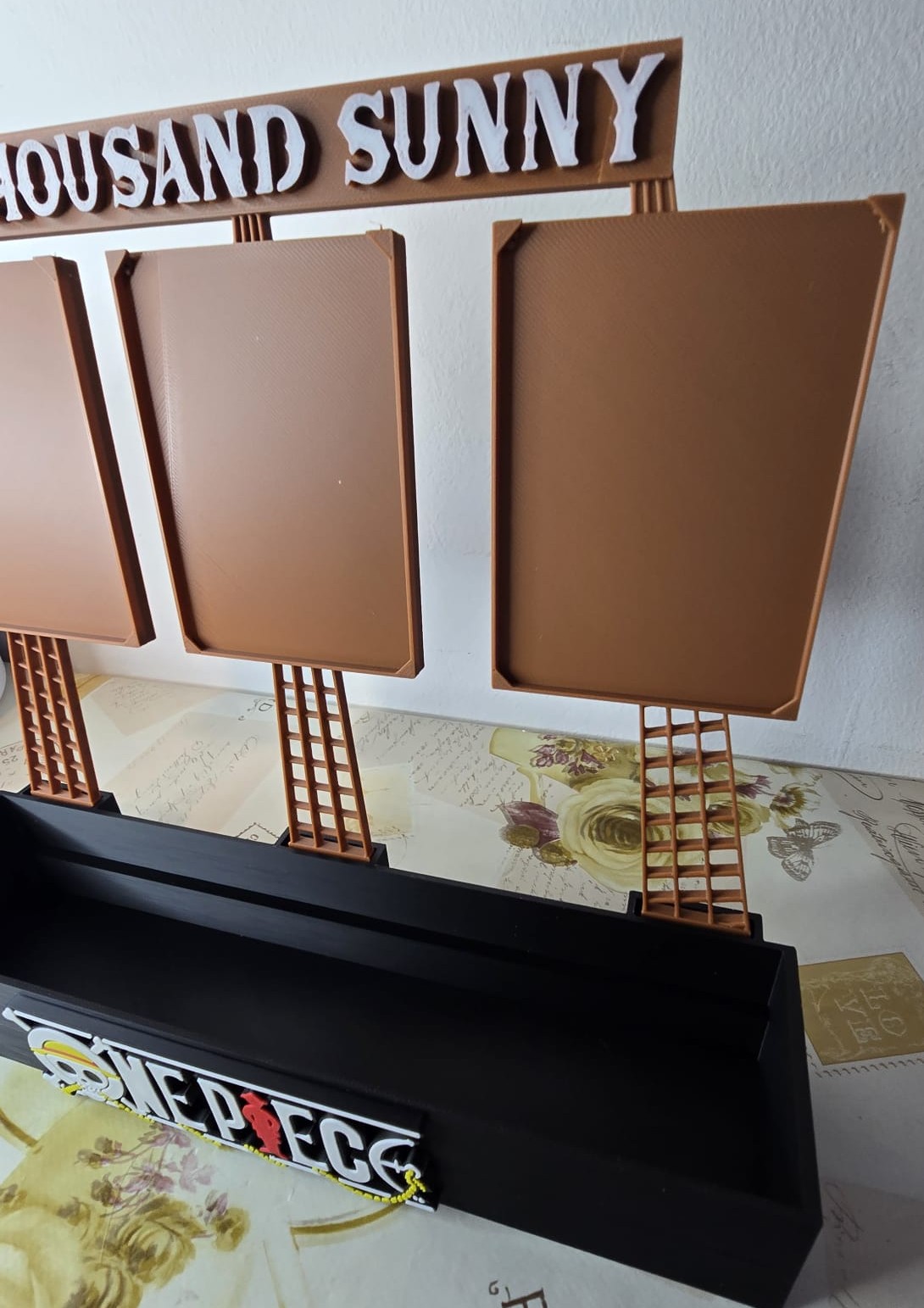 Espositore OnePiece Plus - immagine 1